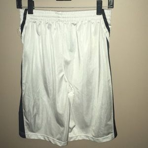 Men’s basketball shorts